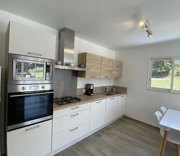 Piazzola Villa Petreto-Bicchisano