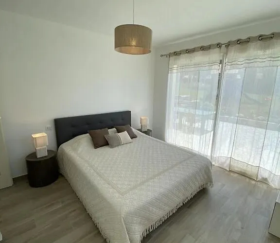 Piazzola Villa Petreto-Bicchisano