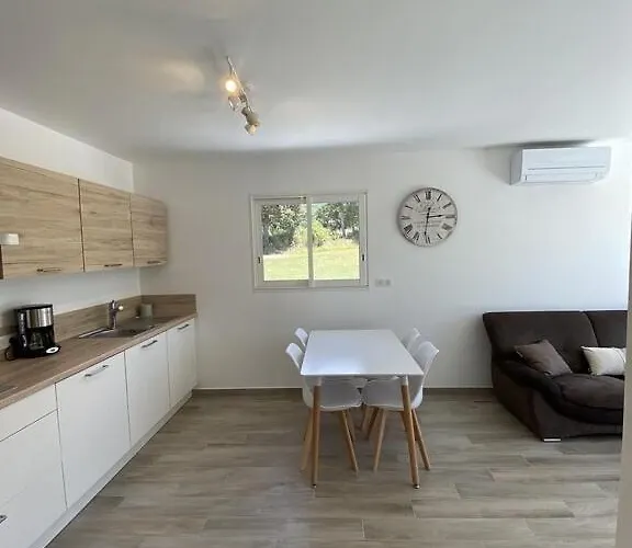 Piazzola Petreto-Bicchisano